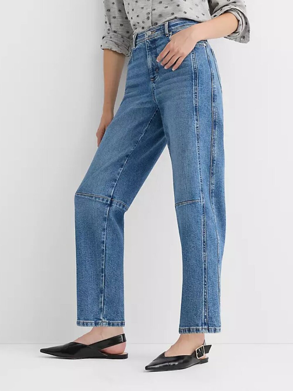 LOFT High Rise Barrel Jeans in Classic Mid Wash, Petite - Size 28/6
